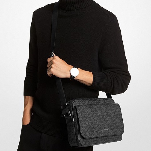 Michael Kors Black Cooper Logo Camera Bag - Picture 12 of 14